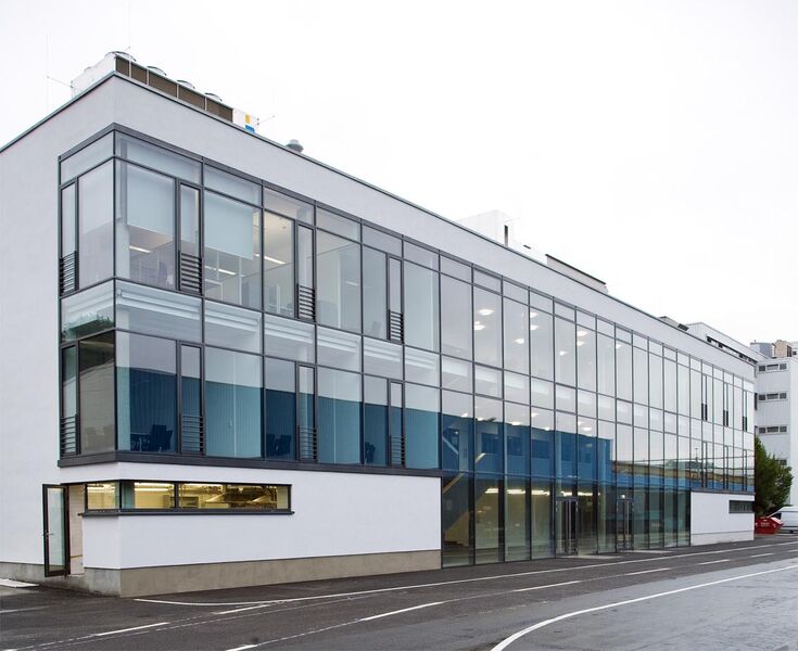 HANSA Klima Referenz Klimatisierung Karl Mayer Textilmaschinenfabrik Oberhausen Karl Mayer Textilmaschinenfabrik Obertshausen - Klima-, Kälte- oder Lüftungstechnik von HANSA Klima für Industrie & Gewerbe